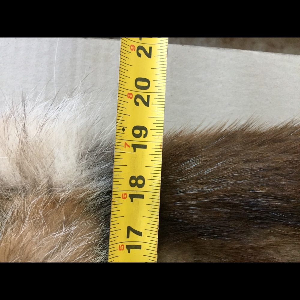 Women's Brown Fur Vest - Picture 11 of 15